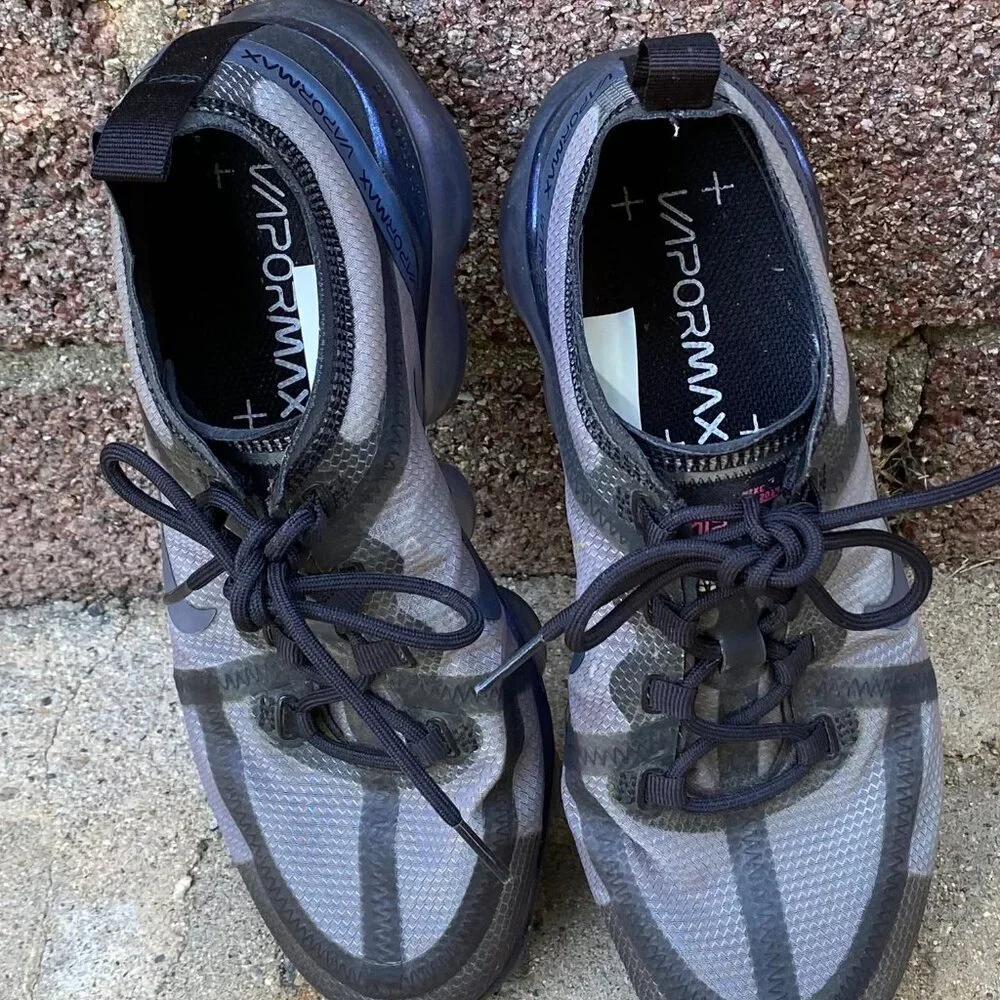Women's Nike Air Vapormax 2019 Sneakers Size 8.5 - Picture 3 of 13